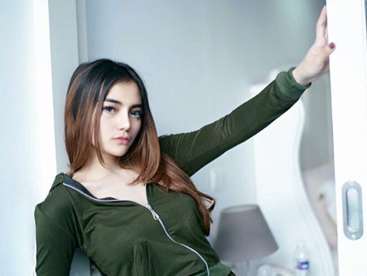 Nabila Aprillya Buka Hijab dan Seksi Lagi, Gara-gara Putus dari Atta?