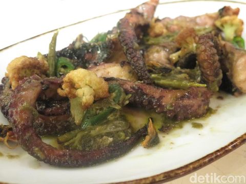 Bersantap di Restoran Cantik nan Instagramable, Feast by Kokiku Senopati