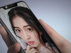 Motorola P30, Android Terbaru yang Jiplak iPhone X
