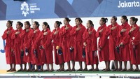 Jepang pun menutup pertandingan dengan kemenangan 15-4. Satu gol tambahan Indoensia dicetak oleh Upiet Sarimanah.