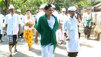 Tarian Kolosal Rejang Sandat Ratu Segara itu akan dipamerkan pada 18 Agustus 2018 sekaligus pada ajang pembukaan event Tanah Lot Art & Food Festival 2018. Bupati Eka menyebutkan sudah melakukan beberapa kali gladi untuk mempersiapkan secara matang peluncuran Tarian Kolosal Rejang Sandat Ratu Segara yang melibatkan sebanyak 2800 penari wanita yang terdiri dari 10 kecamatan. Foto: dok. Pemkab Tabanan