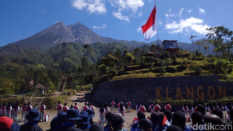 Mengenang Tragedi Bumi Hangus Belanda di Pelataran Merapi Mengenang Tragedi Bumi Hangus Belanda di Pelataran Merapi