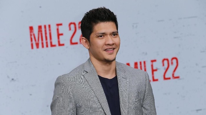 Iko Uwais harus dirawat karena sakit kepala usai menjalani proses bleaching rambut. Foto: (Leon Bennet/Gettyimages) Iko Uwais harus dirawat karena sakit kepala usai menjalani proses bleaching rambut. Foto: (Leon Bennet/Gettyimages)