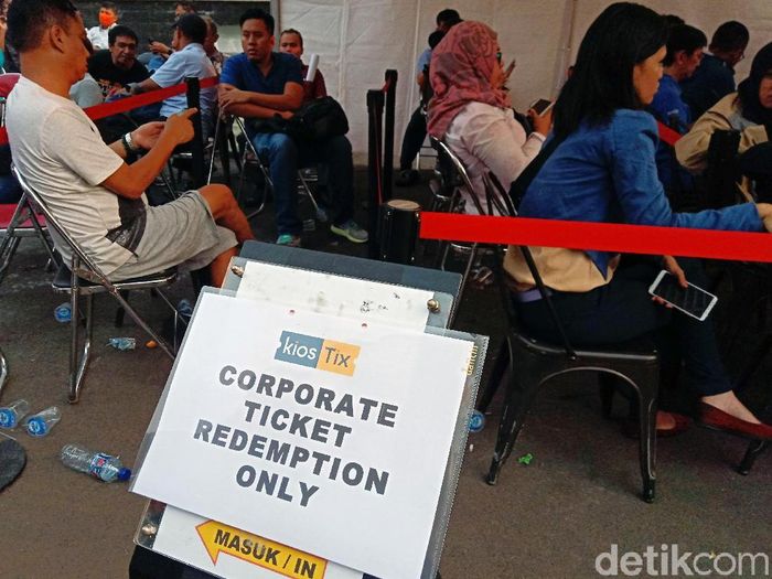 Penukaran tiket bisa dilakukan di GBK mulai besok (Dikhy Sasra/detikSport) Penukaran tiket bisa dilakukan di GBK mulai besok (Dikhy Sasra/detikSport)