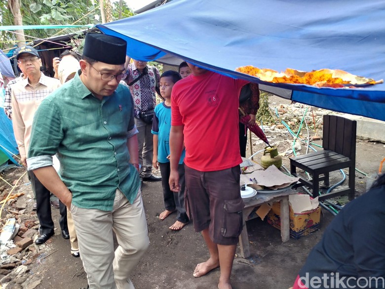 Ridwan Kamil Siapkan Tim Bangun Rumah Tahan Gempa di Lombok Ridwan Kamil Siapkan Tim Bangun Rumah Tahan Gempa di Lombok