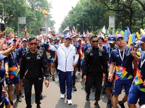 Rachmat Gobel Pawai Obor Asian Games