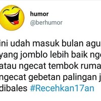Buat kamu yang jomblo lebih baik ngecat gapura daripada ngechat gebetan tapi tak berbalas. Foto: Twitter