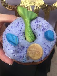 Cantik Banget! Donat Mermaid Ini Sayang Untuk Dimakan