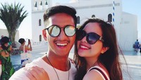 Foto: Nah, kamu kapan liburan ke Santorini, Yunani? (tasyakamila/Instagram)