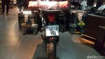 Bule Irlandia Naik Motor Sampai Indonesia