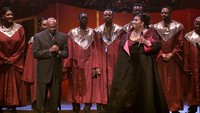 112 lagu miliknya berhasil masuk dalam Billboards dan mendapatkan beberapa awards. Scott Gries/ImageDirect