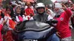 Saat Emak-emak Keroyok Komunitas Moge