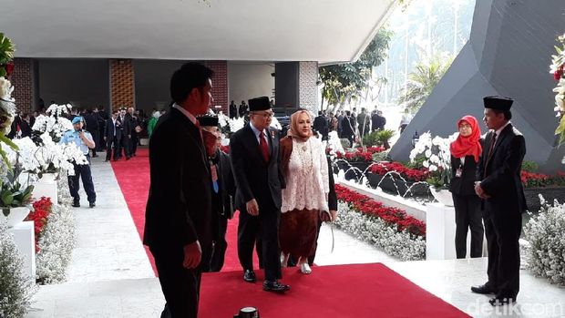Sejumlah pejabat telah hadir untuk Sidang Tahunan MPR-DPR-DPD