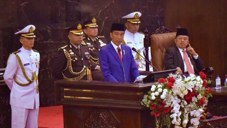 HUT ke-73 RI, Jokowi Ingatkan Semangat Persatuan HUT ke-73 RI, Jokowi Ingatkan Semangat Persatuan