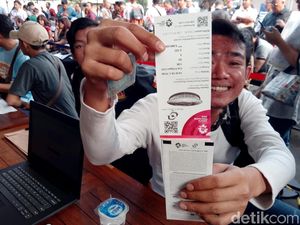 Antrean Penukaran Tiket Opening Asian Games 2018 Sempat Kacau