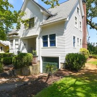 Rumah Bella Swan yang muncul dalam lima seri film The Twilight Saga kini dijual, dipasarkan oleh agen properti Sothebys International Realty. Foto: Dok. Sothebys International Realty