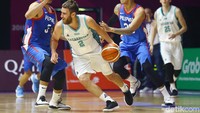 Dalam pertandingan ini memang Kazakhstan tak bisa berbuat banyak. Mereka sering melakukan turnover. Kesalahan-kesalahan elementer, seperti wrong pass, terburu-buru melakukan tembakan, menyebabkan mereka sering kehilangan bola.