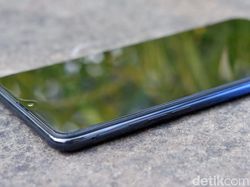 Unboxing Oppo F9, Ponsel yang Tak Sekadar Selfie