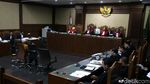 Eks Mensesneg Bambang Kesowo Bersaksi di Sidang BLBI