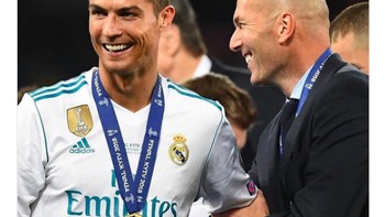Kepergian Ronaldo dan Zidane jadi terasa menyesakkan. Foto: istimewa