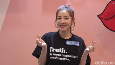 Foto: Artis Hingga Model Cantik Korea Ungkap Tren Makeup 2018