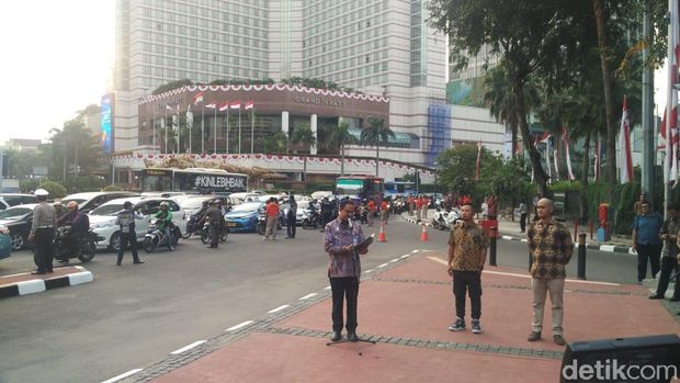 Resmikan Instalasi Bambu di Thamrin, Anies: Karya Luar Biasa