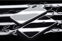 Motorola Rilis Ponsel Mirip iPhone X