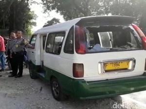 Pelajar Rusak Angkot di Sukabumi, 1 Orang Luka Bacokan Celurit
