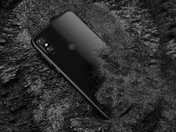Motorola P30, Android Terbaru yang Jiplak iPhone X