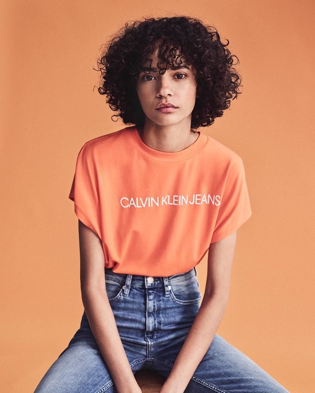 Calvin Klein Plaza Indonesia menawarkan diskon hingga setengah harga dan tambahan 17% pada berbagai pilihannya. Independence Day Sale ini pun bisa didapati hingga 19 Agustus. Foto: Instagram Calvin Klein