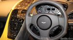Merdeka! Mobil James Bond Sapa Indonesia