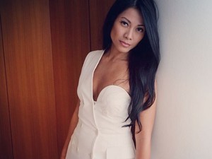 Anggun C Sasmi Unggah Potret Kebahagiaan Usai Dinikahi Christian Kretschmar