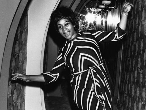 Mendiang Aretha Franklin, the queen of soul.