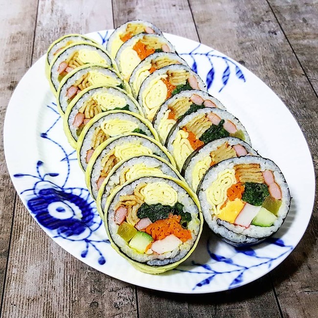 5 Fakta Gimbap, Nasi Gulung yang Jadi Menu Bekal Populer di Korea