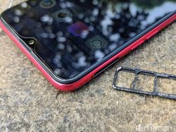 Unboxing Oppo F9, Ponsel yang Tak Sekadar Selfie