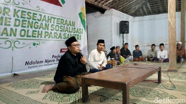 Ini Komentar Gus Nabil soal Maruf Amin Jadi Cawapres Jokowi Ini Komentar Gus Nabil soal Maruf Amin Jadi Cawapres Jokowi