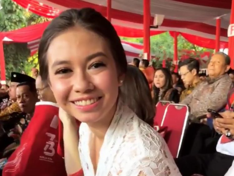 Yuki Kato hingga Shandy Aulia Cantik Berkebaya di HUT RI ke-73