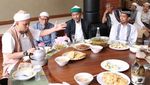 Hobi Makan Soto dan Bubur, Ini Potret Ahmad Syaikhu Calon Pengganti Sandiaga