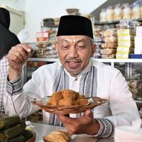 Begini Potret Keseruan 7 Politisi Saat Kulineran