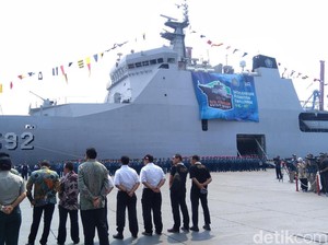 TNI AL Kirim 851 Ton Bantuan ke Lombok, Termasuk Mobil Pintar dari CT ARSA