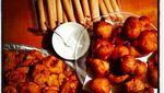 Intip Gaya Suami Bule Maudy Koesnaedi Saat Petik Pepaya hingga Pilih Durian