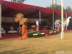Anies Baswedan Pimpin Upacara HUT RI ke-73 di Lapangan Banteng