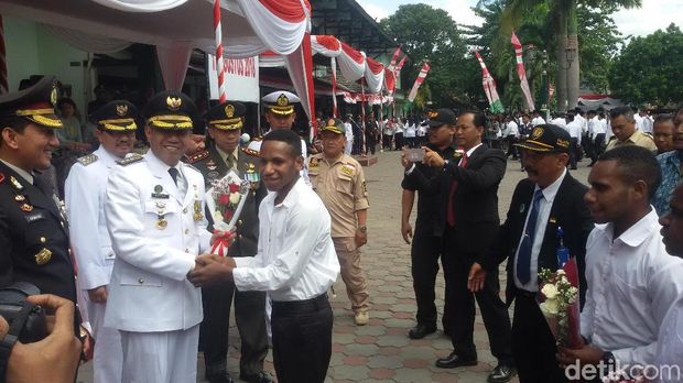 Mahasiswa Papua Mendadak Datangi Wali Kota Yogya Saat Upacara
