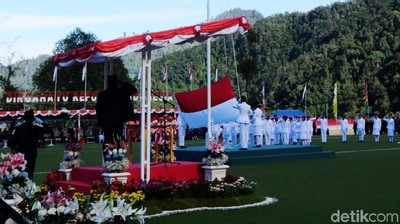 Merah Putih Bergelora di Markas Freeport Tembagapura