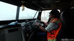 Bus Penakluk Jalur Maut Milik Freeport