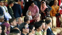Istri mendiang Gus Dur, Sinta Nuriyah Wahid juga hadir.