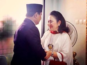 Tutut Posting Foto Prabowo, Titiek dan Didit: Semoga Jadi Keluarga Bahagia