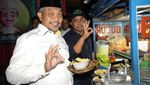 Hobi Makan Soto dan Bubur, Ini Potret Ahmad Syaikhu Calon Pengganti Sandiaga