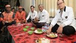 Hobi Makan Soto dan Bubur, Ini Potret Ahmad Syaikhu Calon Pengganti Sandiaga