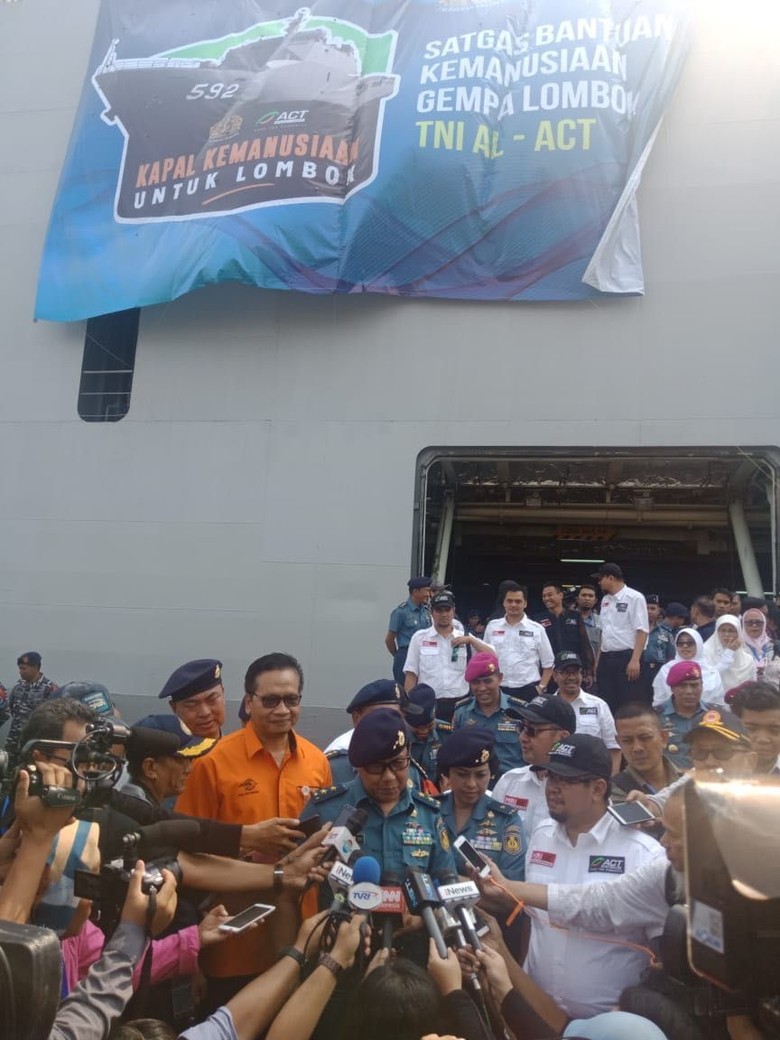 Bawa 850 Ton Logistik, Kapal Kemanusiaan Lombok Mulai berlayar Bawa 850 Ton Logistik, Kapal Kemanusiaan Lombok Mulai berlayar